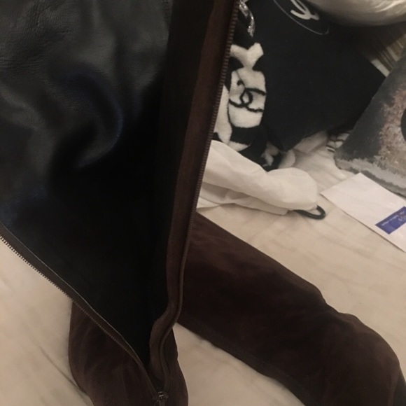 Prada boots - Picture 2 of 2